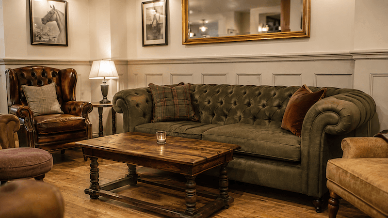 Chesterfield seating at the White Horse Inn Launceston